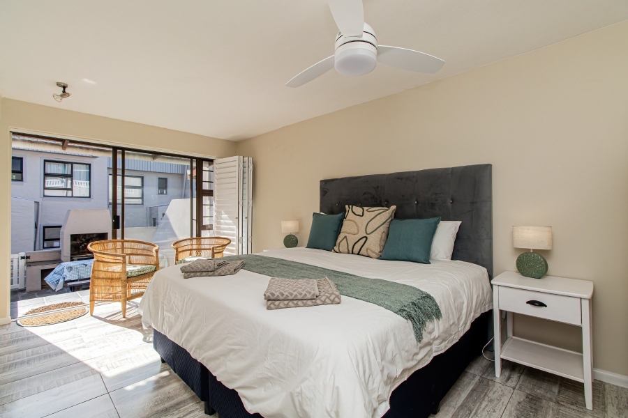 4 Bedroom Property for Sale in Upper Main Street Western Cape